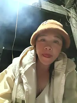 Y-eahi online show from 01.11.26