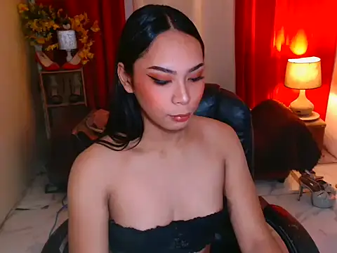 Snapshot of kylieEmparado chatting on 05.17.26 kylieEmparado online show from 05.17.26