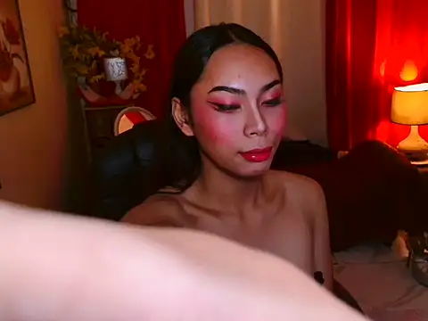 Snapshot of kylieEmparado chatting on 05.30.26 kylieEmparado online show from 05.30.26