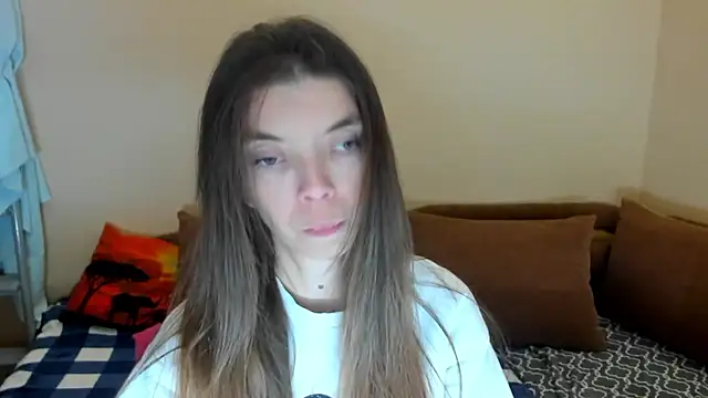 Snapshot of LikaAliston chatting on 01.14.26 LikaAliston online show from 01.14.26