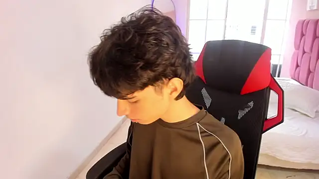 CONNOR STONNE  online show from 02.11.26