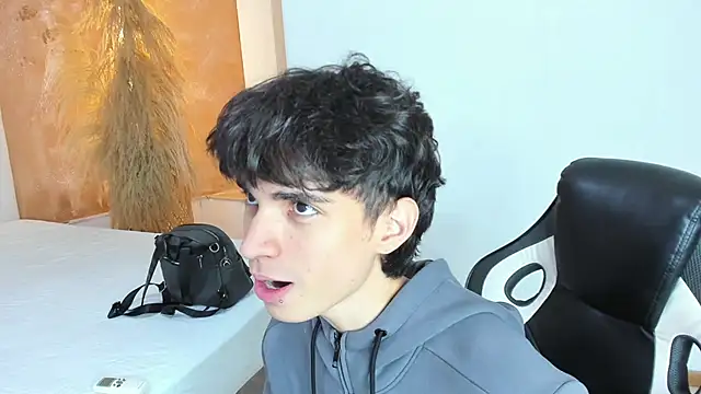 CONNOR STONNE  online show from 02.20.26