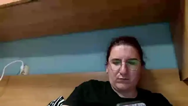 Snapshot of Dana92va chatting on 04.20.26 Dana92va online show from 04.20.26