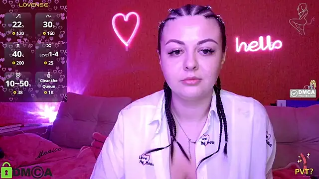 Snapshot of MonicaMoonly chatting on 02.11.26 MonicaMoonly online show from 02.11.26