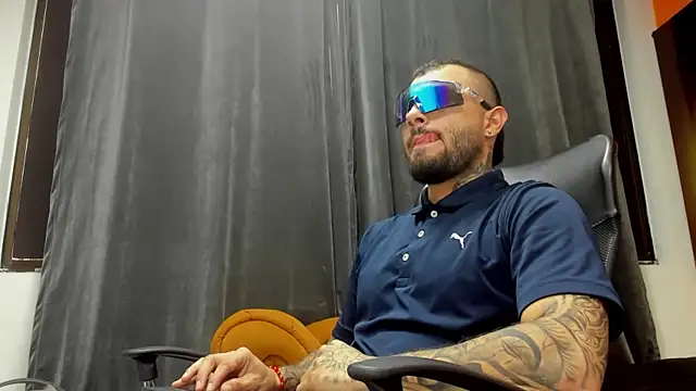 Snapshot of lucky_smith1 chatting on 01.07.26 lucky smith1 online show from 01.07.26