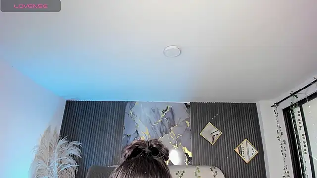 melodysnow  online show from 01.12.26