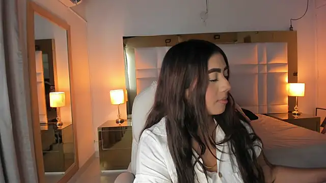 Zoei Moon online show from 02.03.26