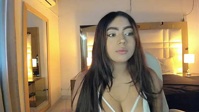 Zoei Moon online show from 02.18.26