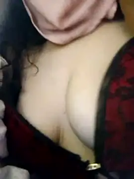 Snapshot of Almas-arabic chatting on 02.22.26 Almas-arabic online show from 02.22.26