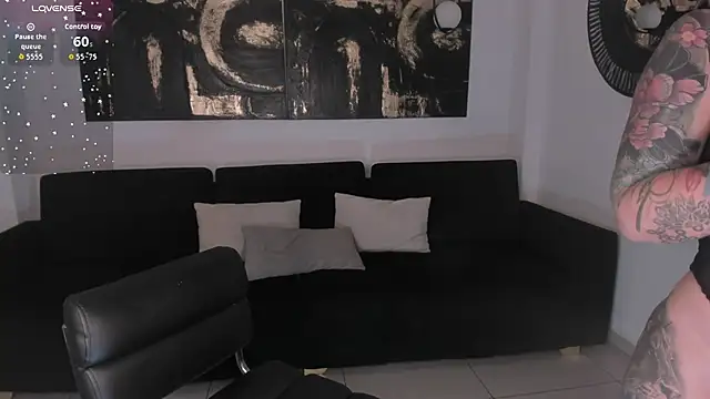 Snapshot of MadisonKane chatting on 02.13.26 MadisonKane online show from 02.13.26