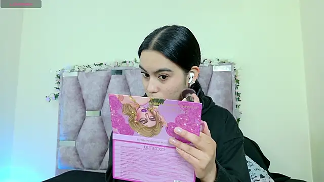 Snapshot of iris_and_damian chatting on 01.16.26 iris and damian online show from 01.16.26