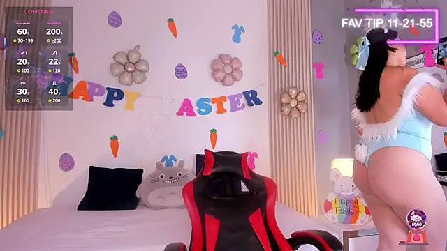 CloeMoon online show from 04.05.26