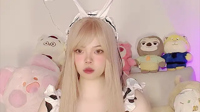 Snapshot of Miyeoonn chatting on 01.15.26 Miyeoonn online show from 01.15.26