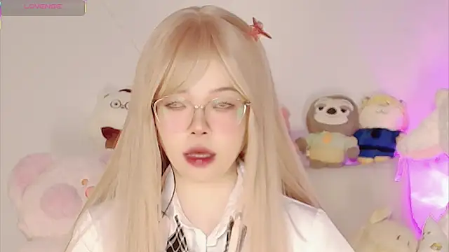 Snapshot of Miyeoonn chatting on 02.02.26 Miyeoonn online show from 02.02.26