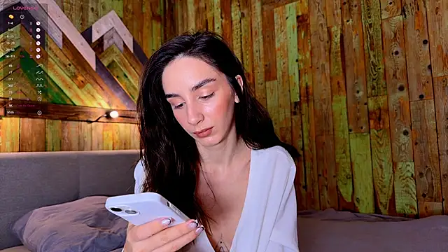 Elizwise online show from 02.12.26