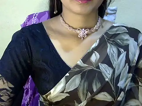 Snapshot of Shab_M chatting on 06.29.26 Shab M online show from 06.29.26