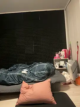 Snapshot of rin_rin_rin_rin chatting on 04.04.26 rin rin rin rin online show from 04.04.26