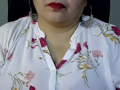 Snapshot of Soniya_Sha chatting on 02.16.26 Soniya Sha online show from 02.16.26