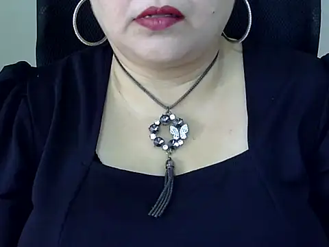 Snapshot of Soniya_Sha chatting on 05.13.26 Soniya Sha online show from 05.13.26
