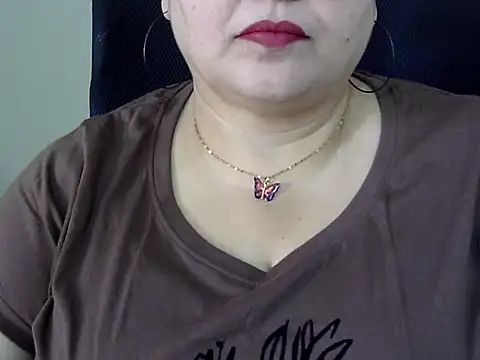 Snapshot of Soniya_Sha chatting on 06.06.26 Soniya Sha online show from 06.06.26