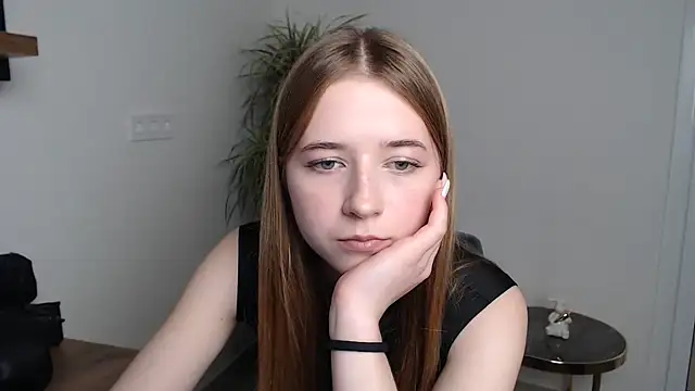 SweetBellaa  online show from 12.03.25