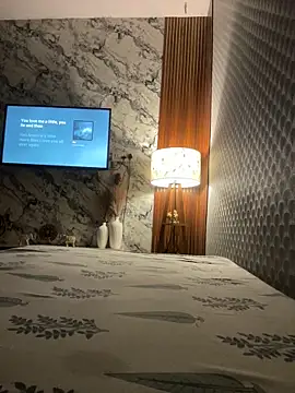 Snapshot of sissyhoney10 chatting on 03.27.26 sissyhoney10 online show from 03.27.26