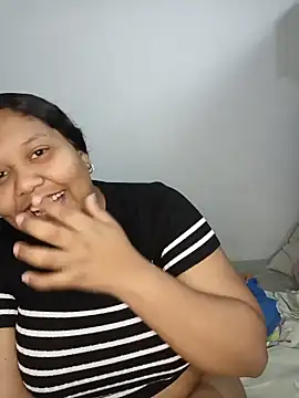 Snapshot of VaneandRossy chatting on 06.19.26 VaneandRossy online show from 06.19.26