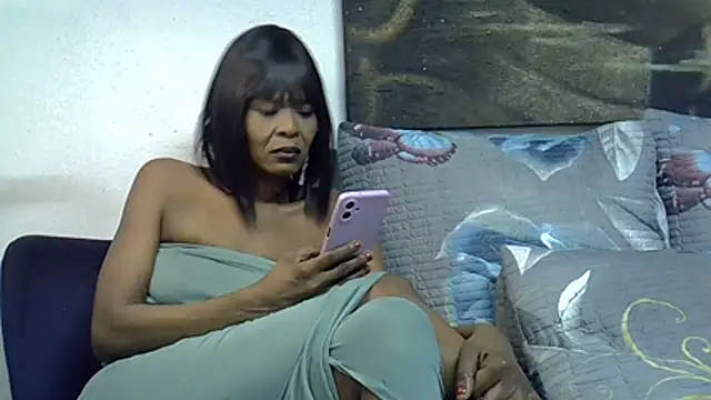 Snapshot of DivineEbonyGrace chatting on 04.18.26 DivineEbonyGrace online show from 04.18.26
