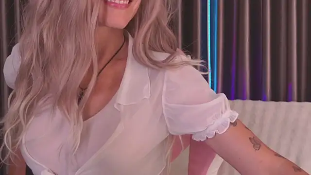 Snapshot of betty_xoxoo chatting on 04.26.26 betty xoxoo online show from 04.26.26