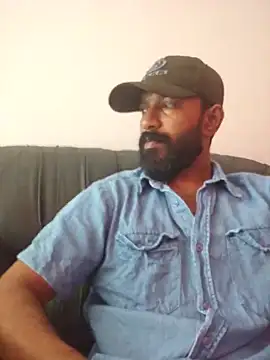 Snapshot of Bigkannan chatting on 04.30.26 Bigkannan online show from 04.30.26