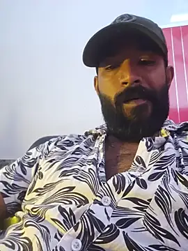 Snapshot of Bigkannan chatting on 05.20.26 Bigkannan online show from 05.20.26