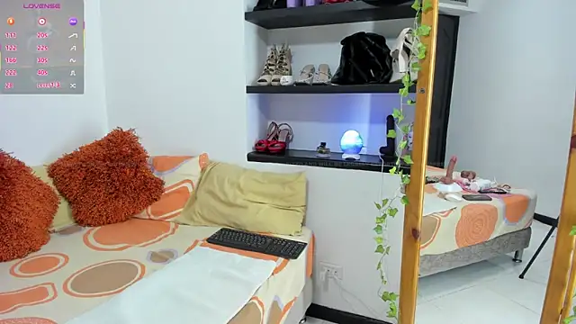 sandrafarrely online show from 04.20.26