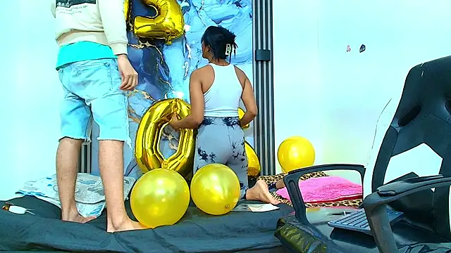 Snapshot of Valentina_and_sneider_ chatting on 01.06.26 Valentina and sneider online show from 01.06.26