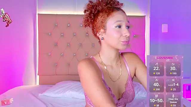 EmmaLawrence  online show from 03.30.26