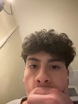 hungspanishtwink online show from 02.14.26