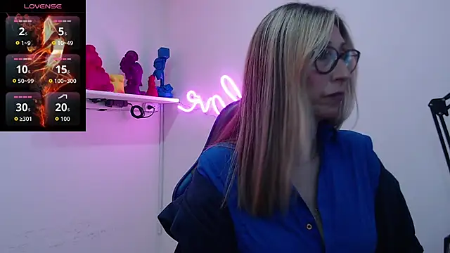 Snapshot of Scarlett_079 chatting on 01.11.26 Scarlett 079 online show from 01.11.26