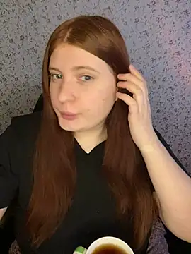 Snapshot of NicollVeys chatting on 02.10.26 NicollVeys online show from 02.10.26