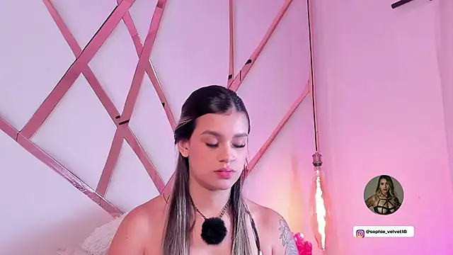 Sophie-velvet online show from 03.11.26