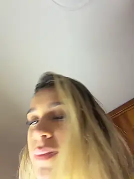Sophie-velvet online show from 06.30.26