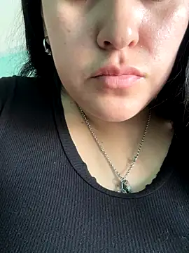 Snapshot of Angidomme chatting on 12.04.25 Angidomme online show from 12.04.25