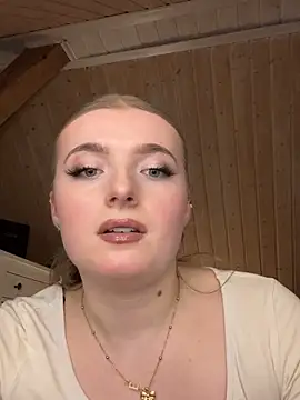 MilaLuxe online show from 12.15.25