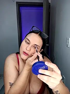 Snapshot of Valeriaa_21 chatting on 05.29.26 Valeriaa 21 online show from 05.29.26