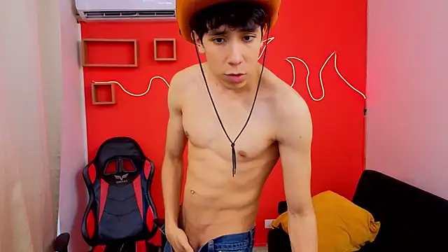 Snapshot of Neo_Twink chatting on 05.05.26 Neo Twink online show from 05.05.26