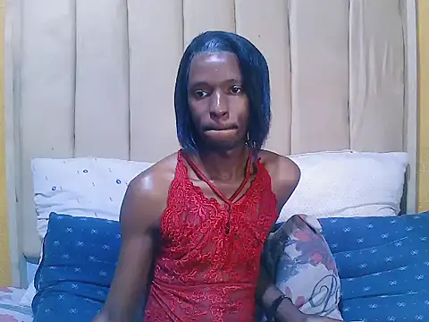 Snapshot of Tokyoxx25 chatting on 12.21.25 Tokyoxx25 online show from 12.21.25