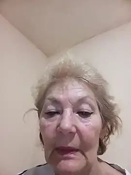 Snapshot of Calypso-Loove chatting on 12.18.25 Calypso-Loove online show from 12.18.25