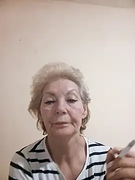 Snapshot of Calypso-Loove chatting on 12.20.25 Calypso-Loove online show from 12.20.25