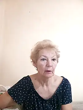 Snapshot of Calypso-Loove chatting on 05.12.26 Calypso-Loove online show from 05.12.26
