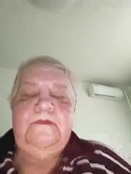 HapinessLovee online show from 12.20.25