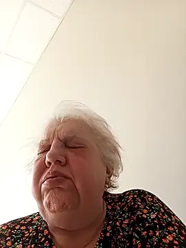 HapinessLovee online show from 03.28.26