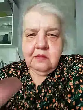 Snapshot of HapinessLovee chatting on 04.21.26 HapinessLovee online show from 04.21.26
